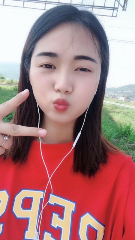 深拥必定温暖的第一张照片--金华相亲服务中心