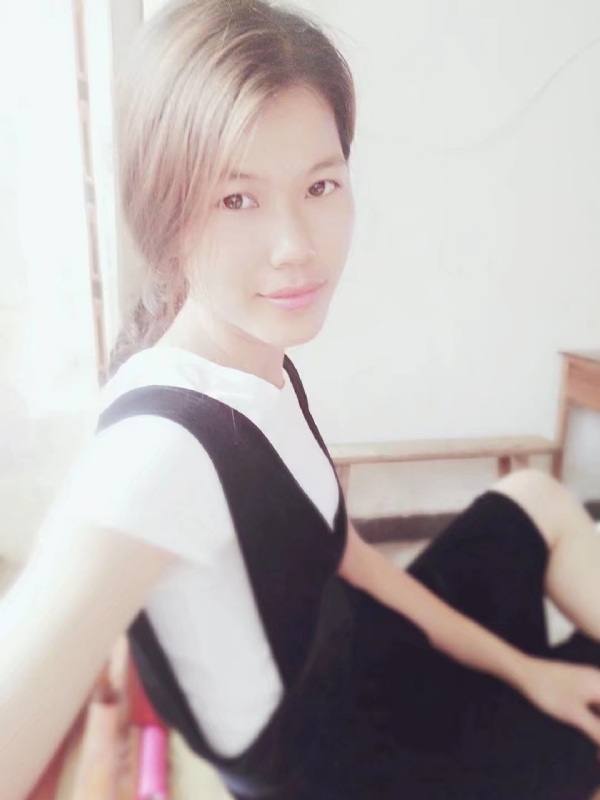 婷婷的第一张照片--金华相亲服务中心