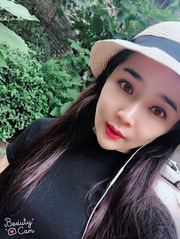 相拥未来的第一张照片--金华相亲服务中心