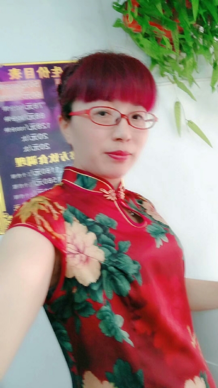 平凡女人的第一张照片--金华相亲服务中心