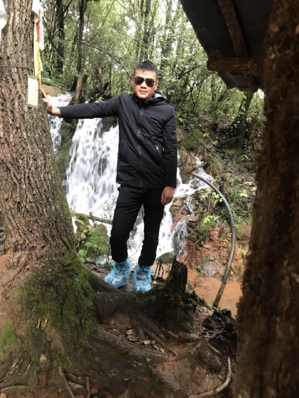 譕忄的第一张照片--金华相亲服务中心