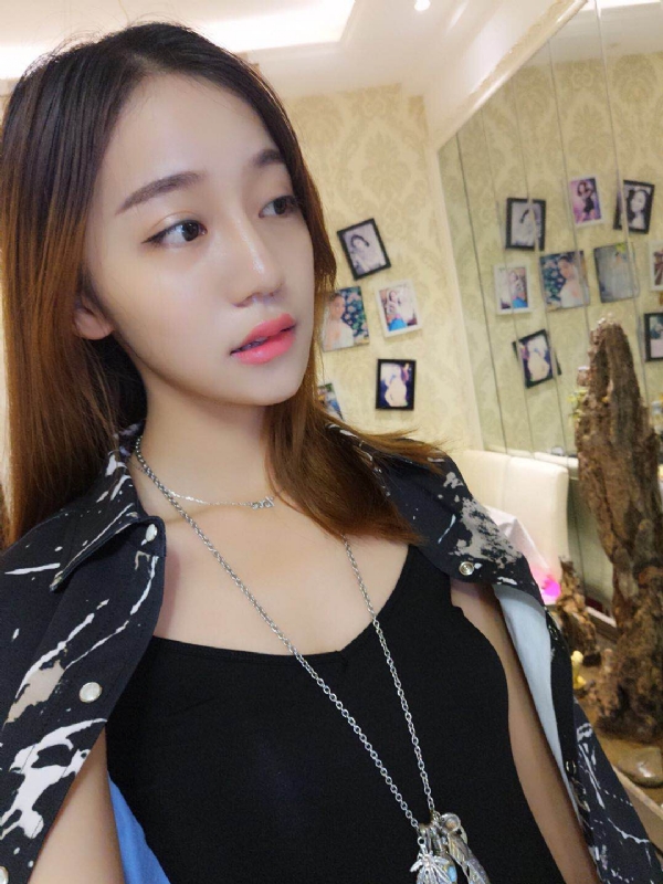 凉兮的第一张照片--金华相亲服务中心