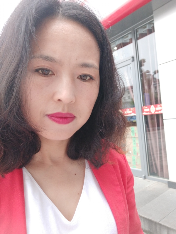 枫叶飘零的第一张照片--金华相亲服务中心