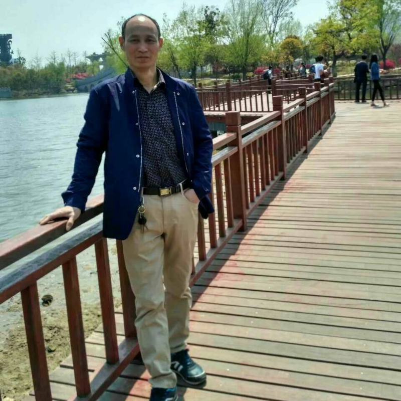 大随帅哥的第一张照片--金华相亲服务中心