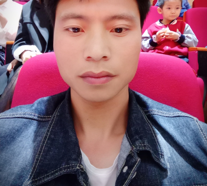 奋斗青年的第一张照片--金华相亲服务中心