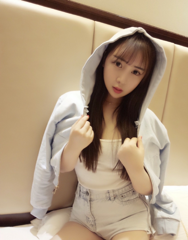 琪琪的第一张照片--金华相亲服务中心