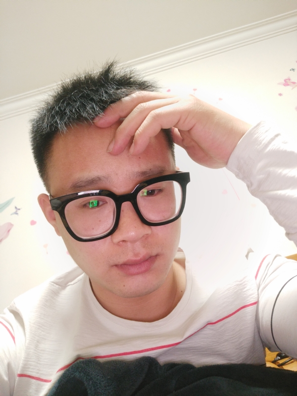 华灯初上的夜晚的第一张照片--金华相亲服务中心