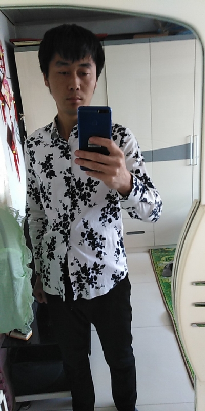 兰若寺里的书生的第一张照片--金华相亲服务中心