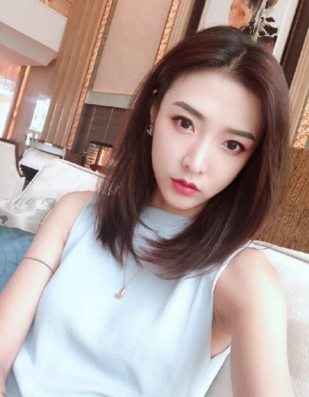 嘉嘉的第一张照片--金华相亲服务中心