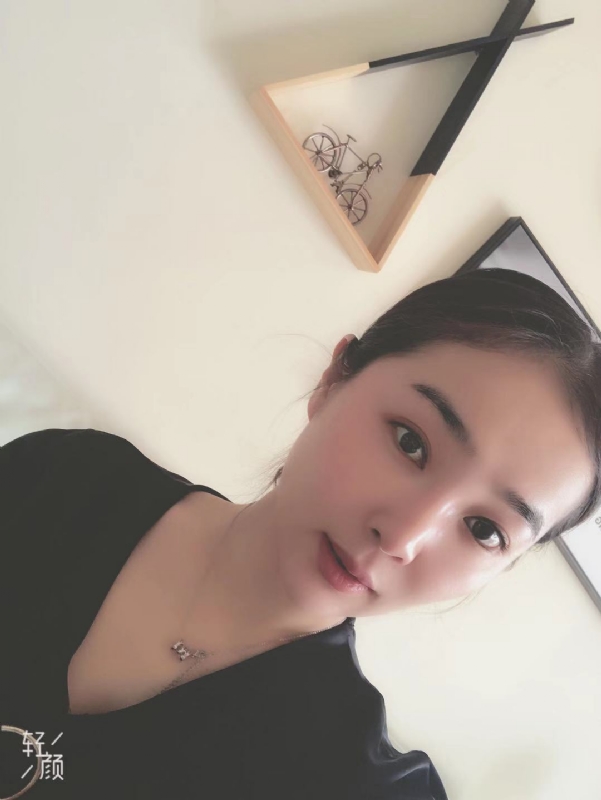 相拥未来的第三张照片--金华相亲服务中心