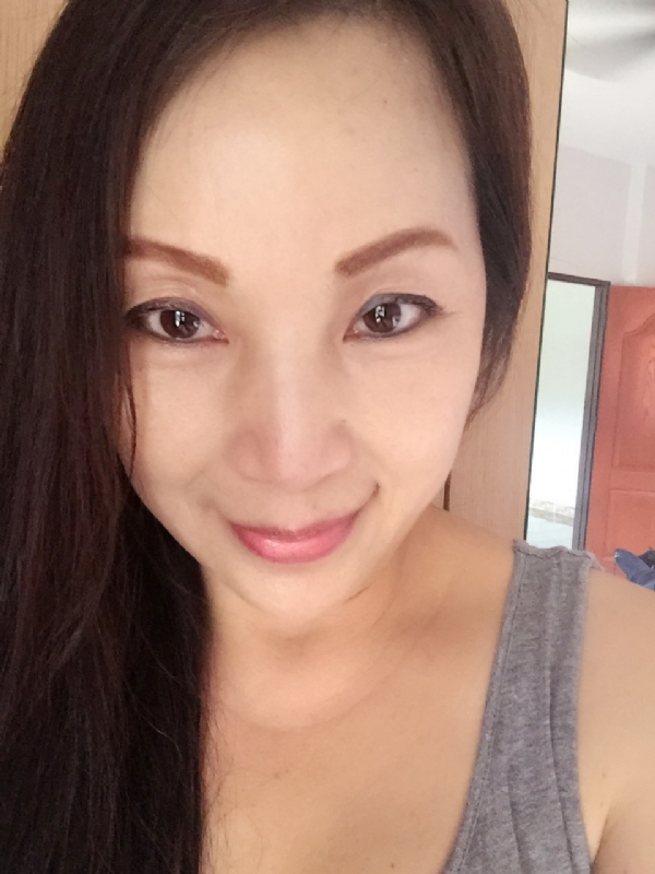 ying的第一张照片--金华相亲服务中心