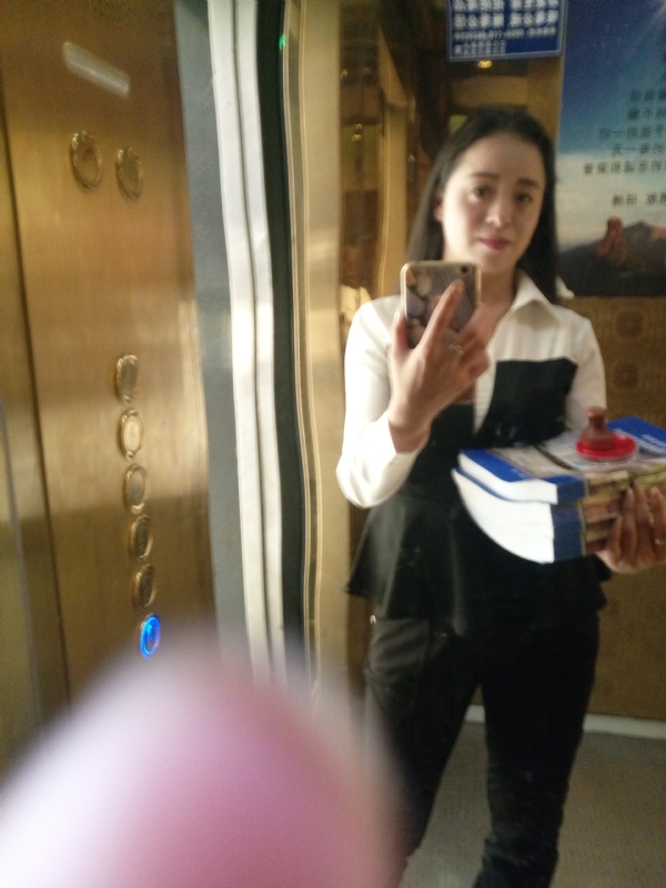 铿锵玫瑰的第一张照片--金华相亲服务中心