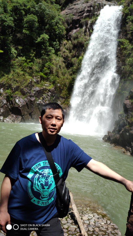 石头的第一张照片--金华相亲服务中心