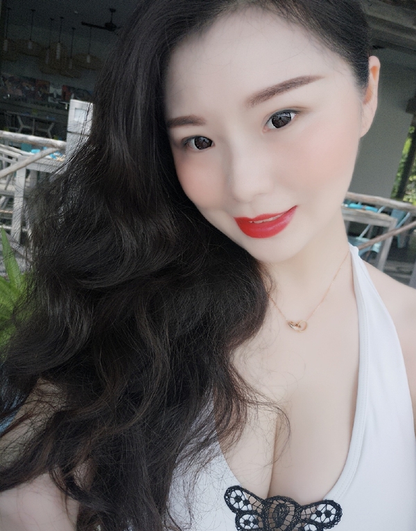 yoyo的第一张照片--金华相亲服务中心