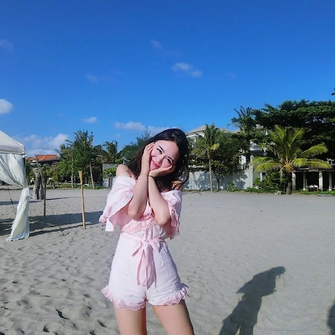 媛媛的第一张照片--金华相亲服务中心