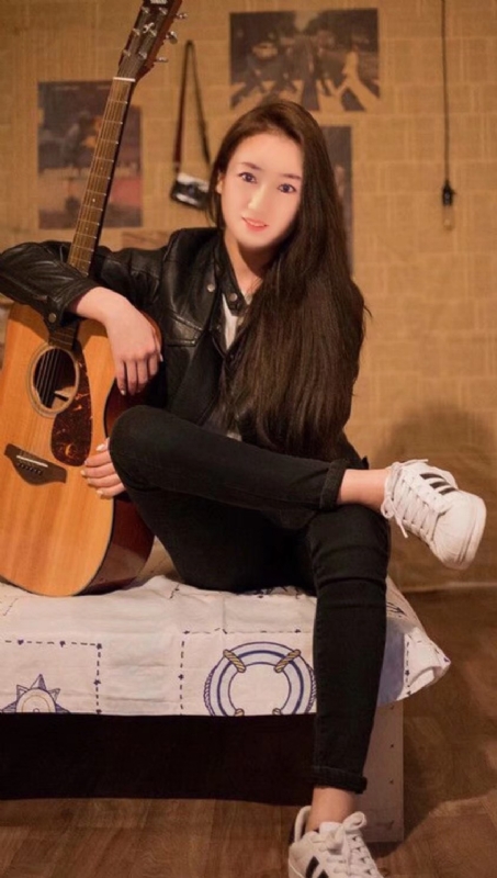 水中月的第一张照片--金华相亲服务中心