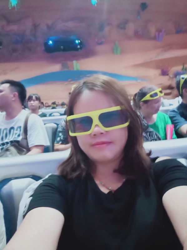 牙彩的第一张照片--金华相亲服务中心