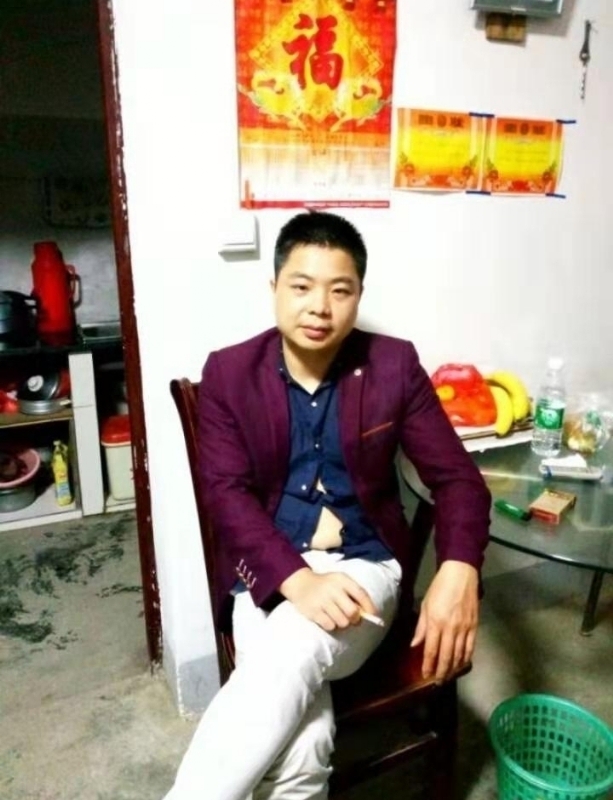 蓝色的微笑的第一张照片--金华相亲服务中心