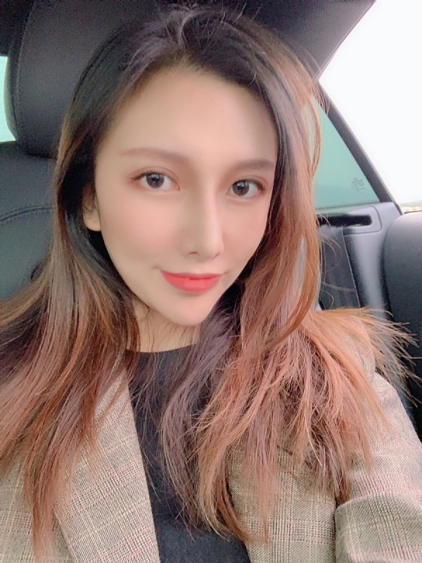 李岚Lancy的第一张照片--金华相亲服务中心