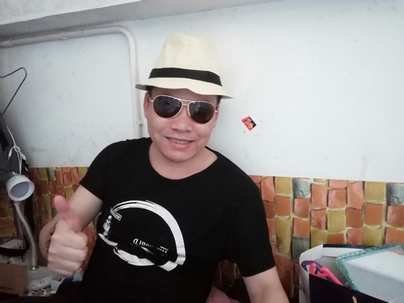 艰难爱情的第一张照片--金华相亲服务中心