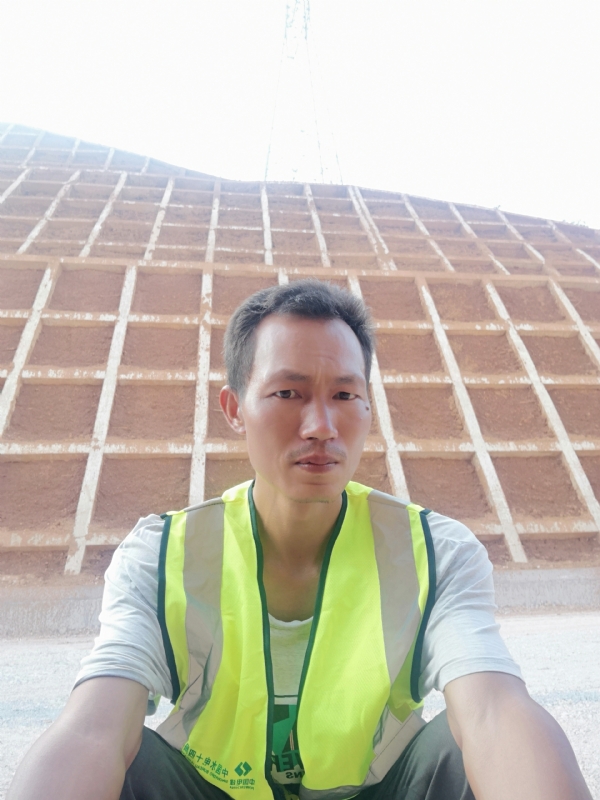 哥们的第一张照片--金华相亲服务中心