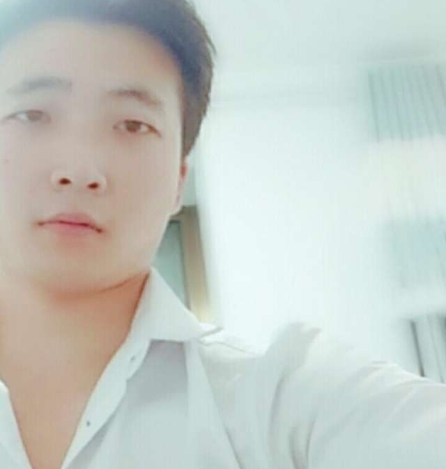 华英雄的第一张照片--金华相亲服务中心