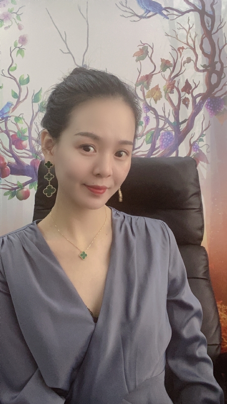 潇潇的第一张照片--金华相亲服务中心