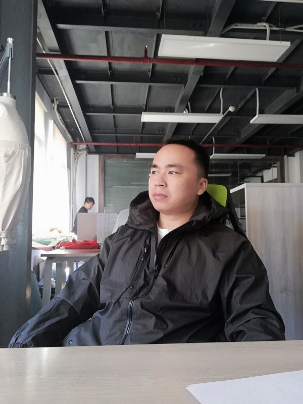 左眼皮跳跳的第一张照片--金华相亲服务中心