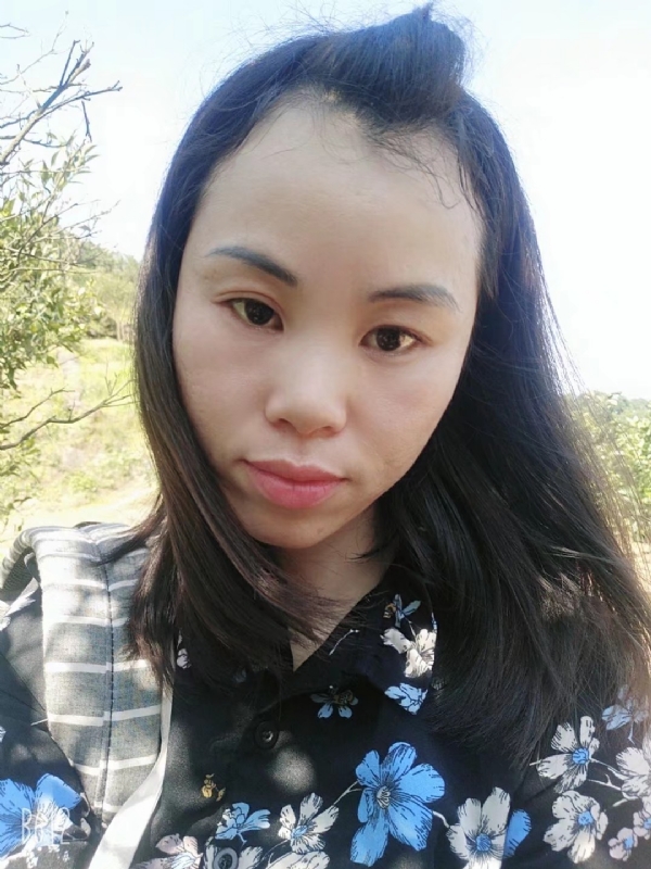 英英的第一张照片--金华相亲服务中心