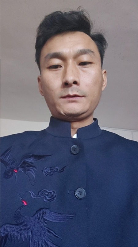 逆袭的小老鼠～龙long的第一张照片--金华相亲服务中心