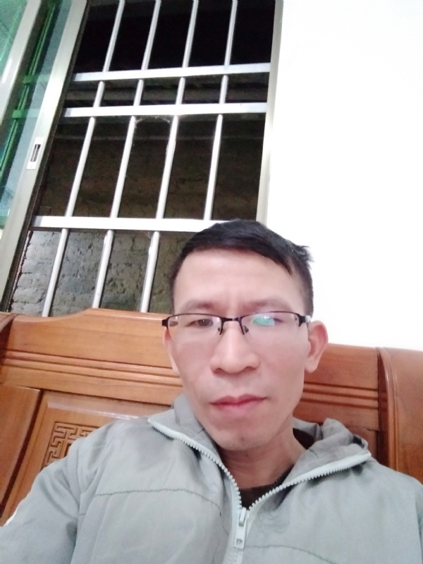 奋斗的第一张照片--金华相亲服务中心