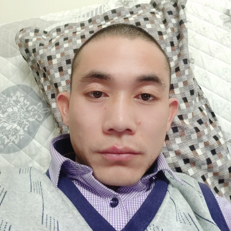 龙飞的第一张照片--金华相亲服务中心