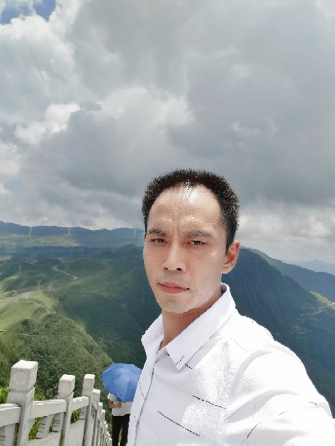 LXZ的第一张照片--金华相亲服务中心