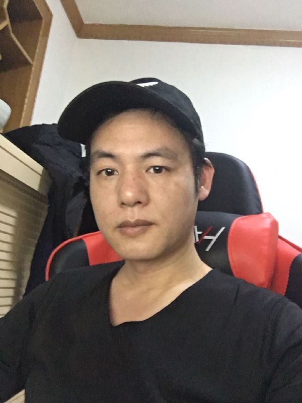 扛枪打鸟的第一张照片--金华相亲服务中心