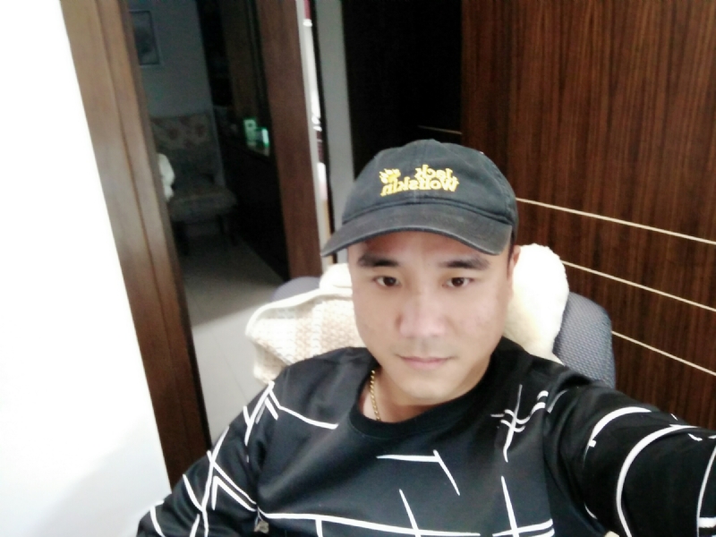 坚持我爱的第一张照片--金华相亲服务中心