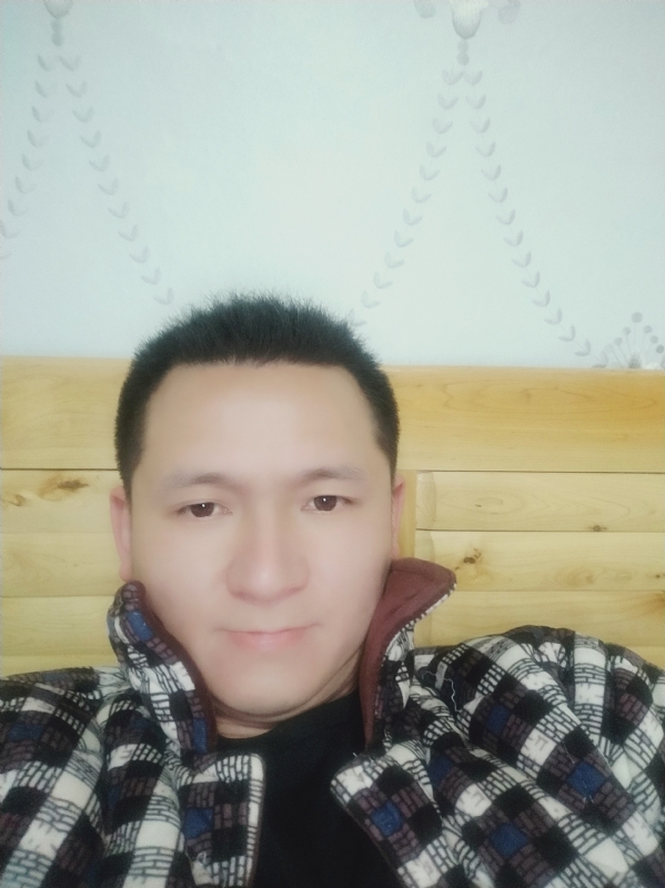 寻找一个真实的她的第一张照片--金华相亲服务中心