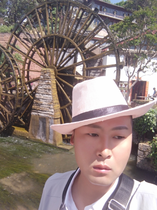 曲靖相亲的第一张照片--金华相亲服务中心