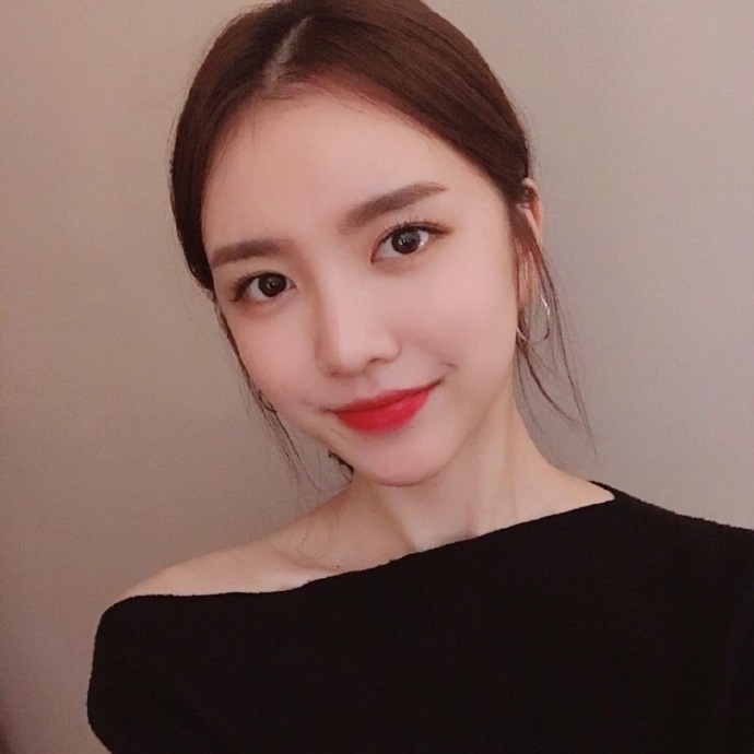 唐馨儿的第一张照片--金华相亲服务中心