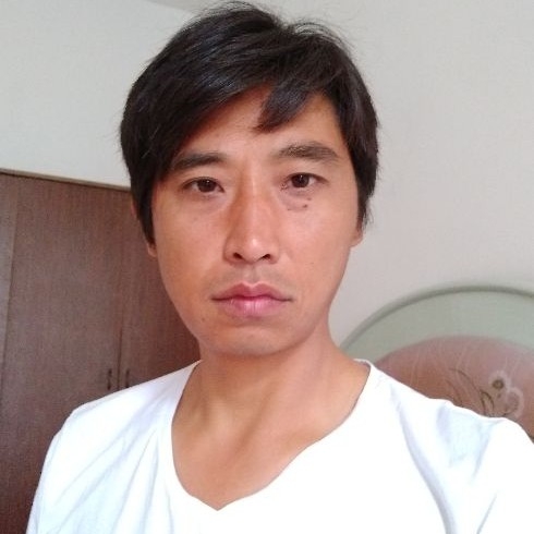 莞尔一笑的第一张照片--金华相亲服务中心