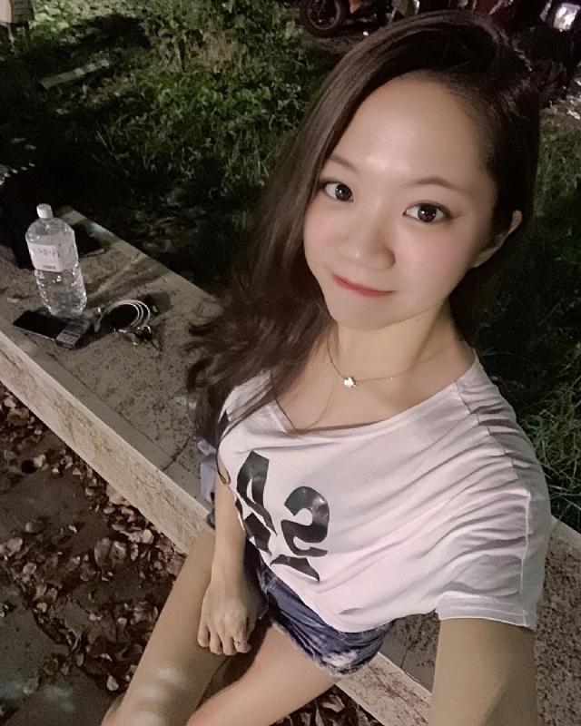 欣欣的第一张照片--金华相亲服务中心