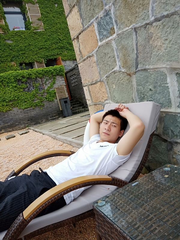 真心寻找另一半的第一张照片--金华相亲服务中心