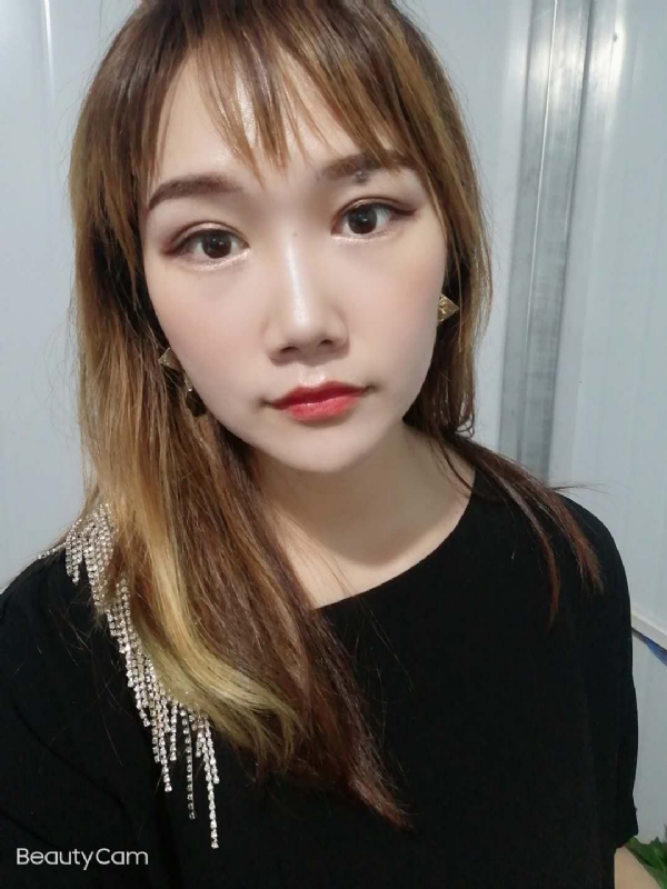 艾薇的第三张照片--金华相亲服务中心