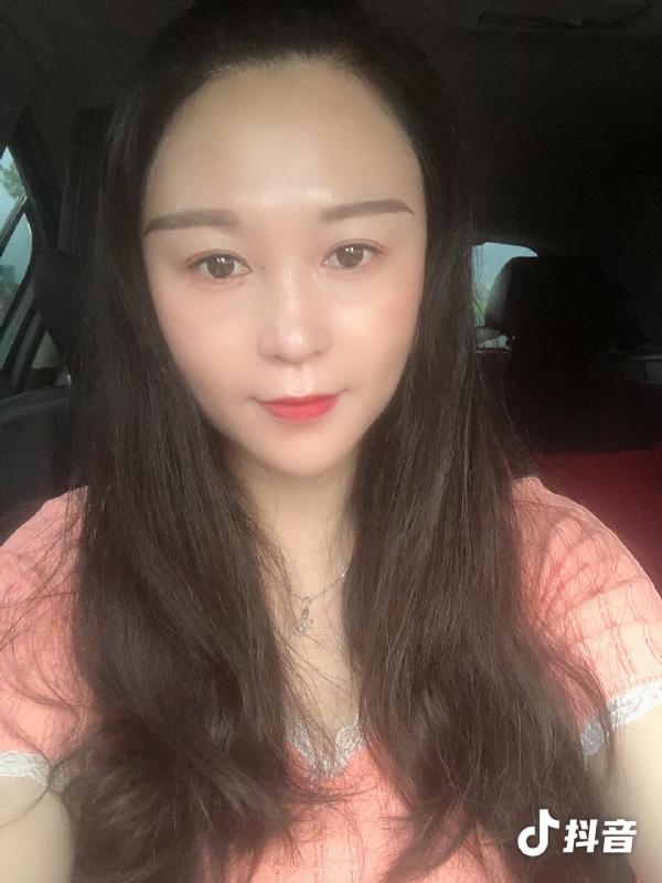 云云的第一张照片--金华相亲服务中心