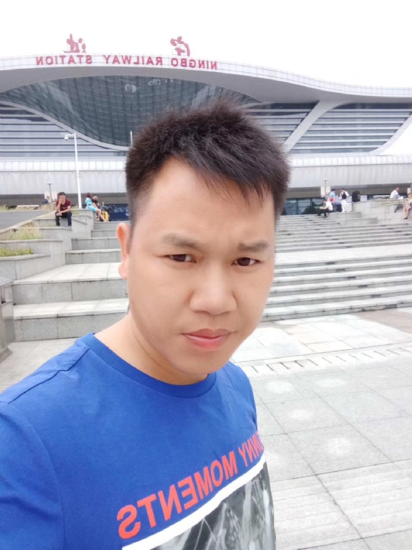 笑对人生的第一张照片--金华相亲服务中心