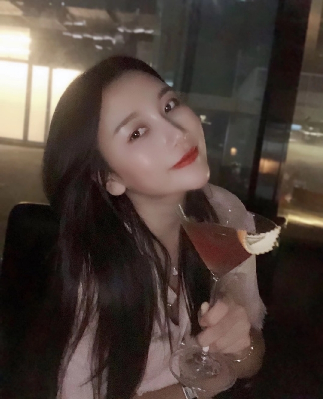 嫣然的第一张照片--金华相亲服务中心