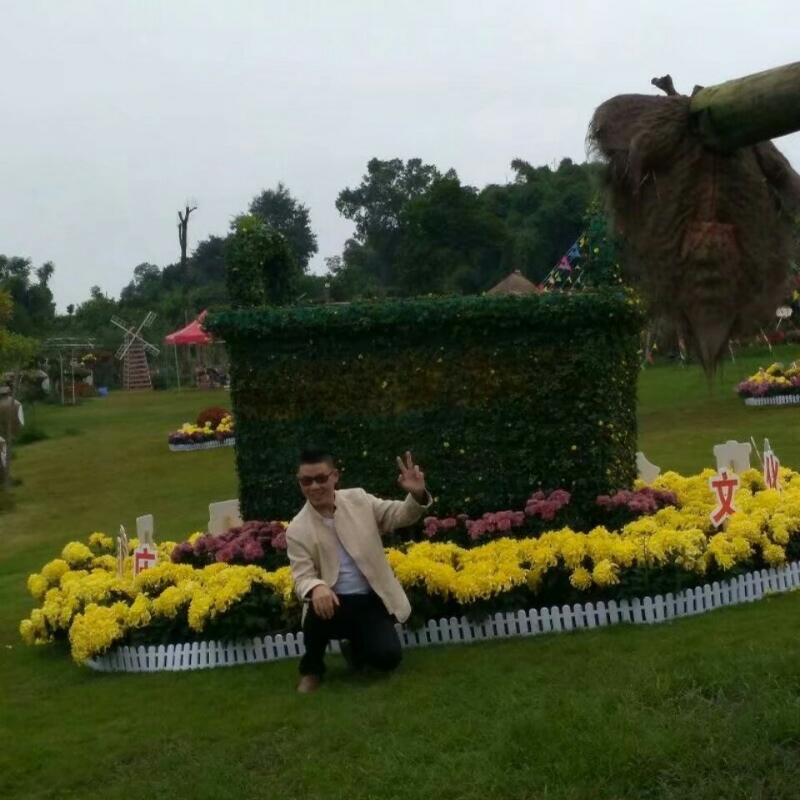 春风里^O^任徜徉的第一张照片--金华相亲服务中心