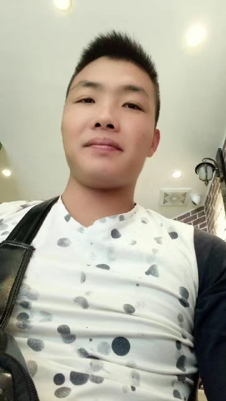 吃生蚝的小乖乖的第一张照片--金华相亲服务中心