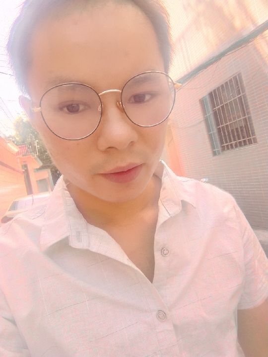 楠呐的第四张照片--金华相亲服务中心