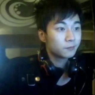 深夜人的第一张照片--金华相亲服务中心