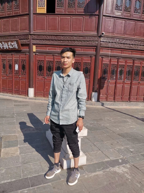 刘方的第一张照片--金华相亲服务中心